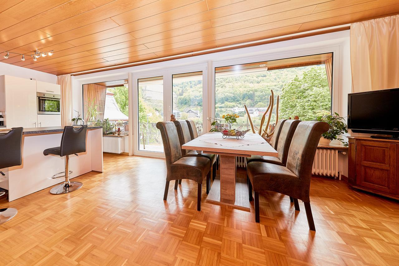 Ferienwohnung "Edeltrud Deluxe Moselblick" Bernkastel-Kues Exterior foto