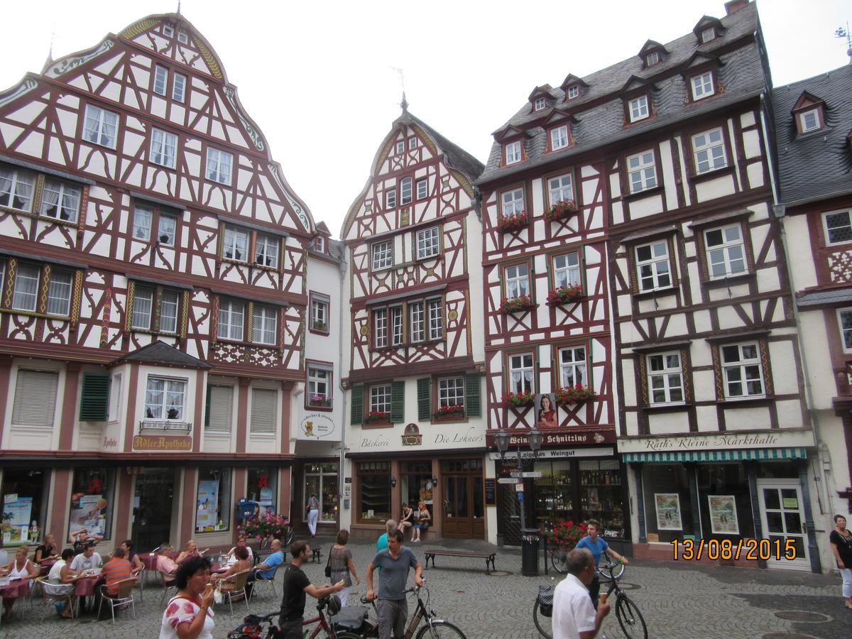 Ferienwohnung "Edeltrud Deluxe Moselblick" Bernkastel-Kues Exterior foto